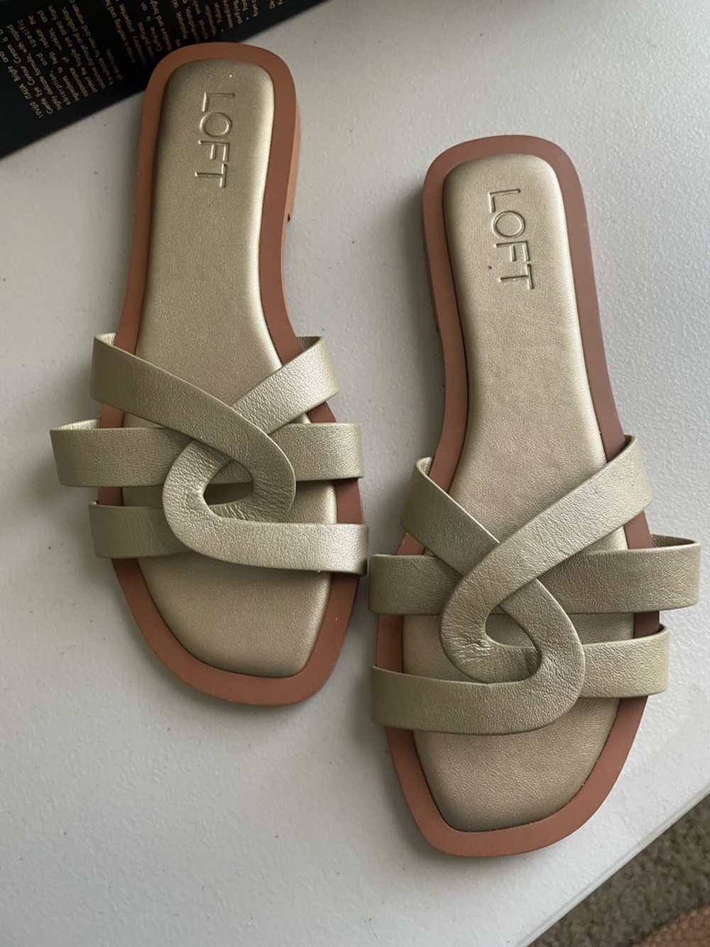 Loft Woman’s Leather Twisted Slide in SZ 7.5 NWOB